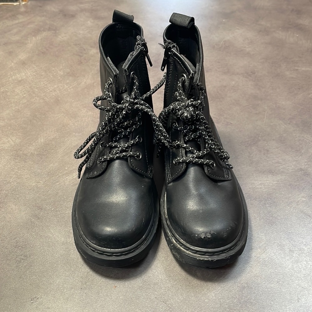 Steve Madden boots (Kids)
